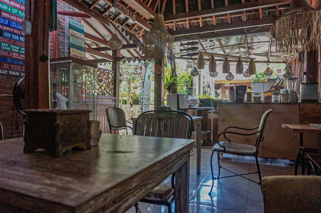 The Wisma Pulau Merah Pasanggaran Exterior foto